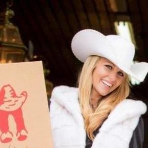 Meet your Posher, Kiera